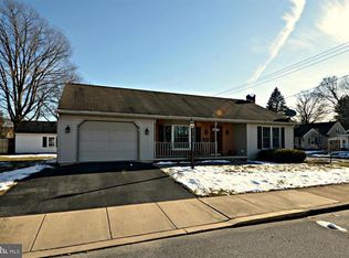 339 W Dover St, Manheim, PA 17545