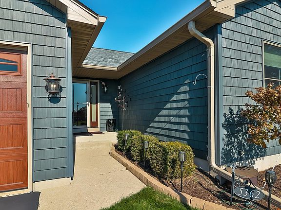 2nd image of 5362 Painted Pony Ln