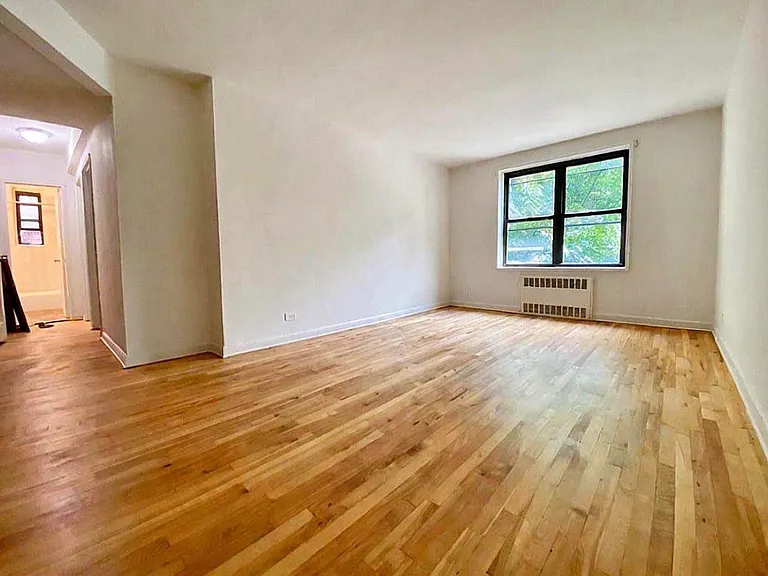 88-11 34th Ave #3S — Photo 2