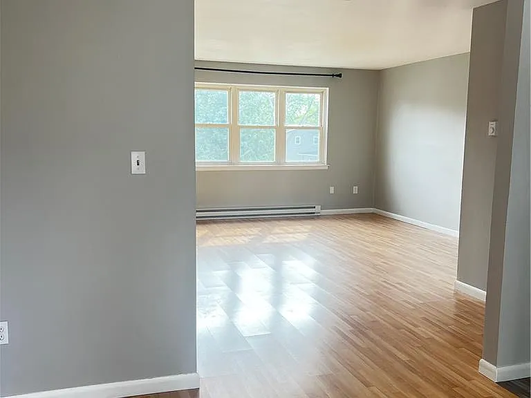 3113 Lucas Dr — Photo 7