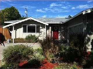 1st image of 985 Daffodil Way