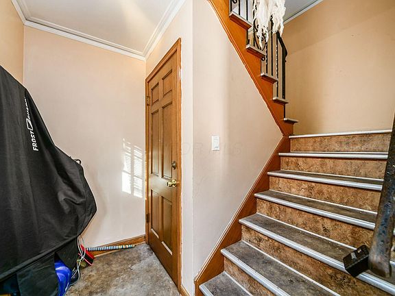3rd image of 1810 Ashland Ave