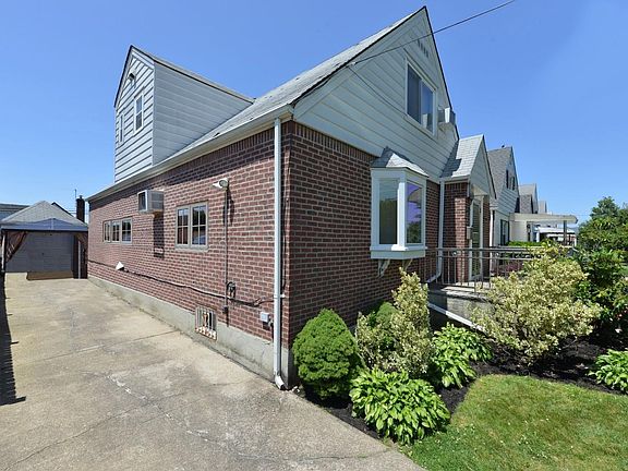 3rd image of 58-38 203rd St