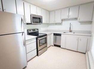 184 Lower Main St, Freeport, ME 04032