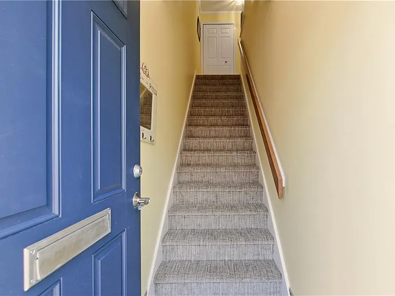 216 Goddard Row — Photo 24