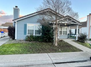 10121 Saintsbury Ct, Elk Grove, CA 95624