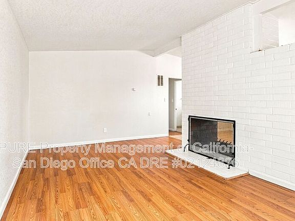 3rd image of 1066 Cuyamaca Ave