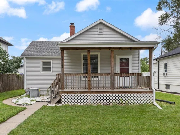 1714 S 10th St, Council Bluffs, IA 51501