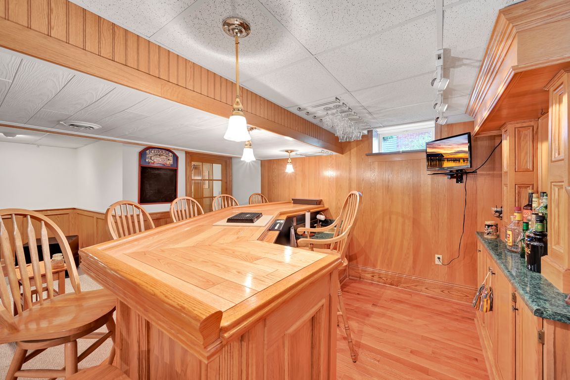 32-Finished Basement