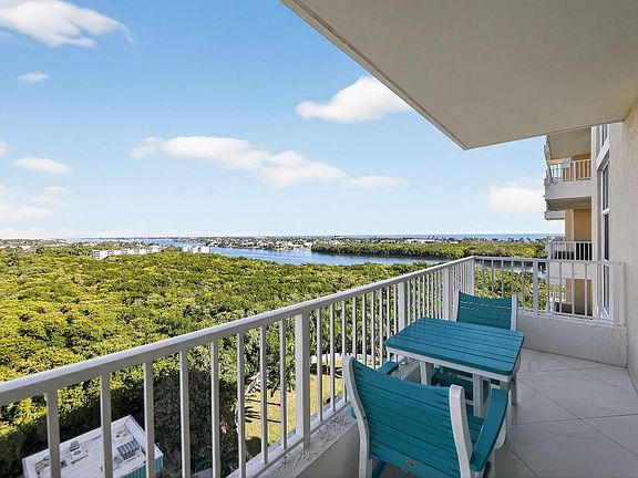 4th image of 700 E Boynton Beach Boulevard #1006