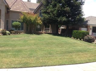 510 Woodlands Dr, Madera, CA 93637