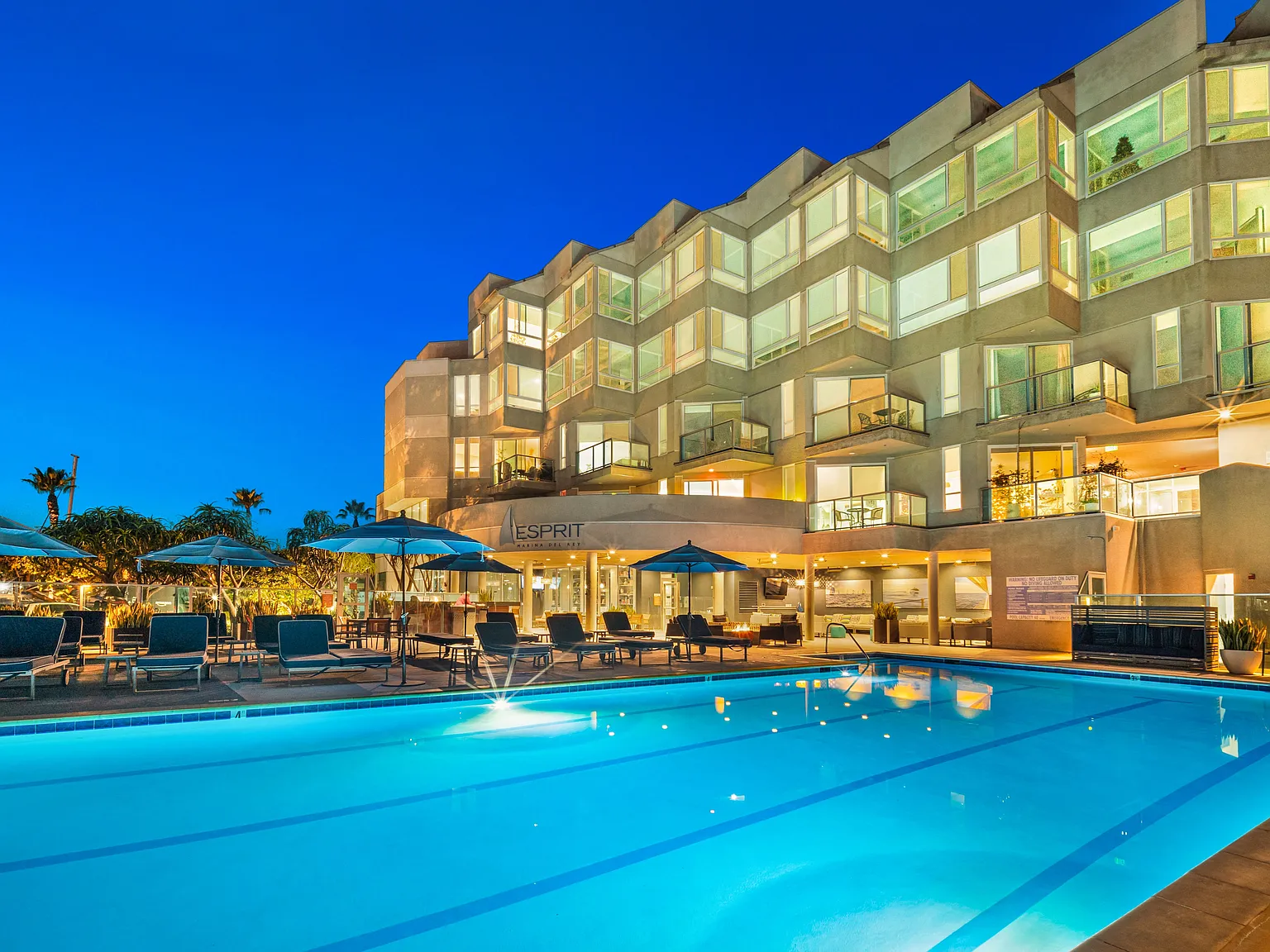 Esprit Marina del Rey — Photo 1