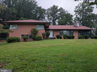 4913 Old Hill Rd, Wilmington, DE 19807
