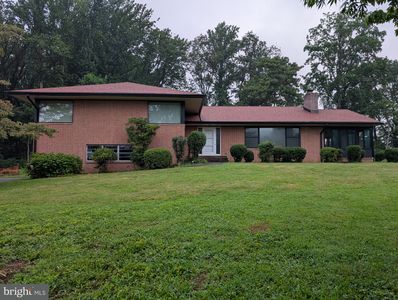 4913 Old Hill Rd, Wilmington, DE, 19807