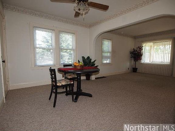 4th image of 923 Berwood Avenue