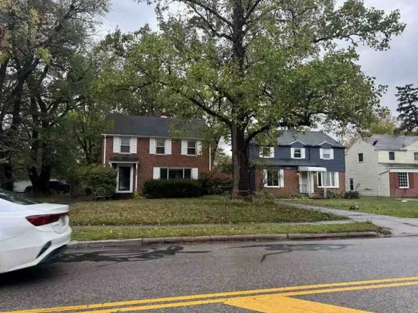 18934 Chagrin Blvd, Shaker Heights, OH 44122