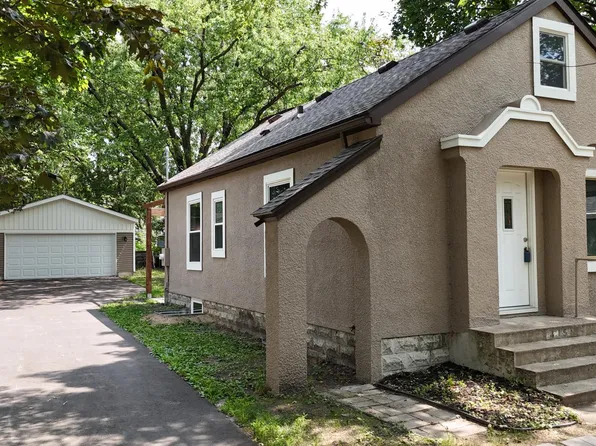 4158 Zane Ave N, Robbinsdale, MN 55422