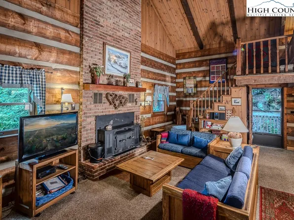 1191 Edmisten Road, Blowing Rock, NC 28605