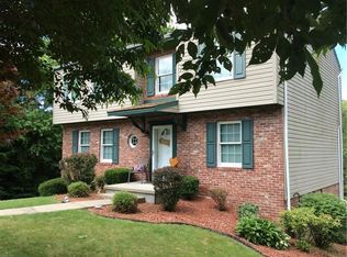 236 Adams Ct, Apollo, PA 15613