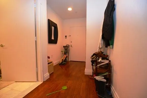 Rented by City Connections Realty | media 10