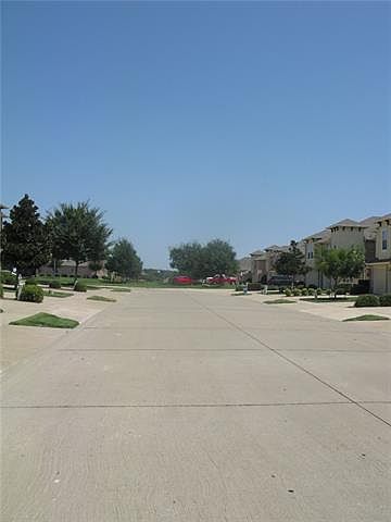 2nd image of 10148 Wake Bridge Dr