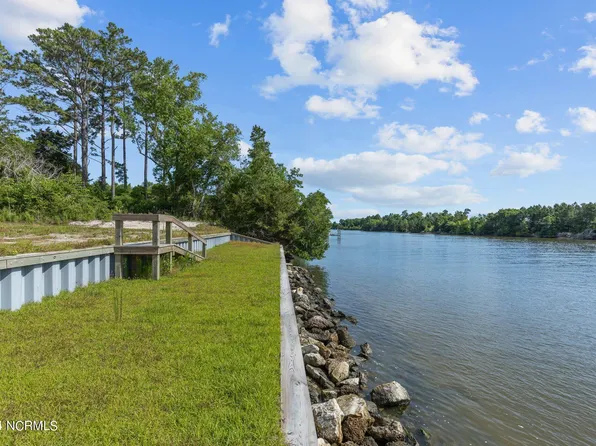 1106 Sea Gate Drive, Newport, NC 28570