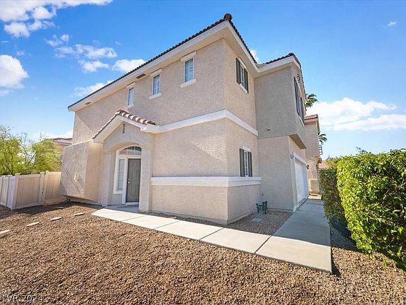3rd image of 5277 Dakotah Pointe Ct