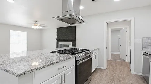 7211 Glen Hvn Photo 1