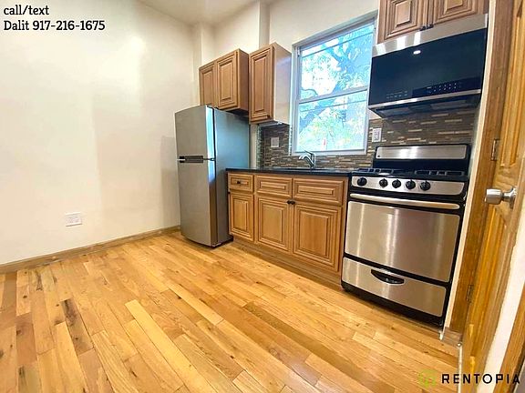 2nd image of 600 Sterling Pl #2A