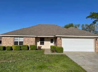 1403 Riley Cir, Alma, AR 72921