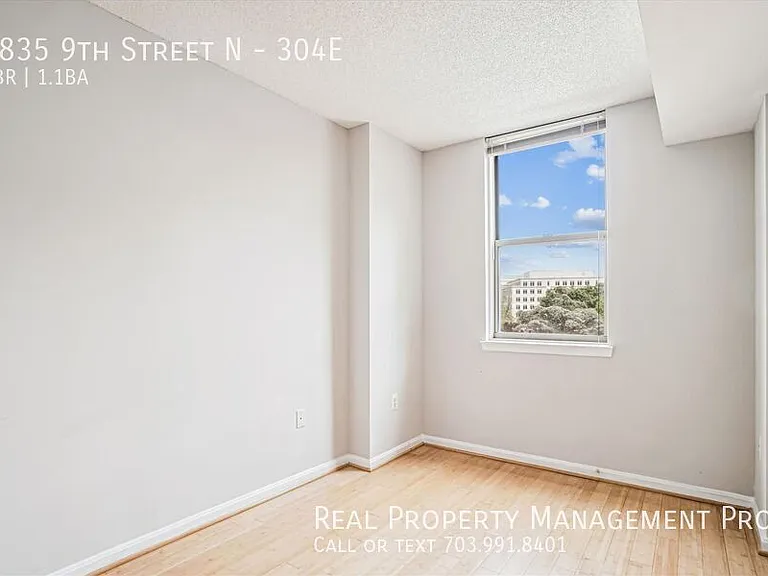 3835 9th St #304E — Photo 32