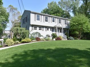 107 Cosman St, Washington Township, NJ 07676