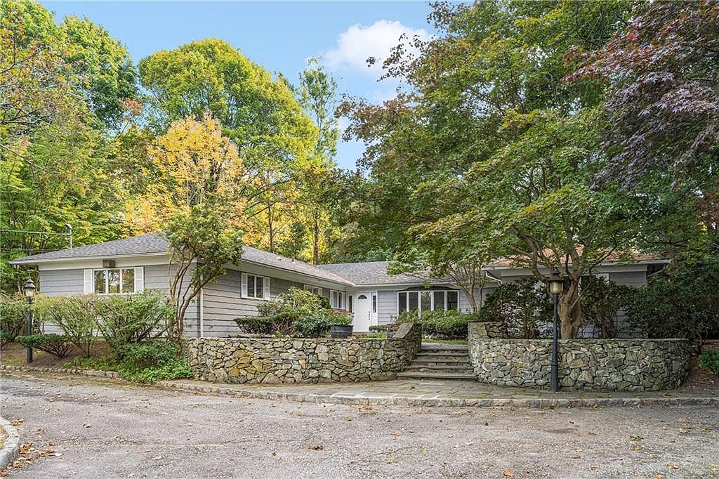 116 Highland Ave, Warwick, RI 02886 Zillow