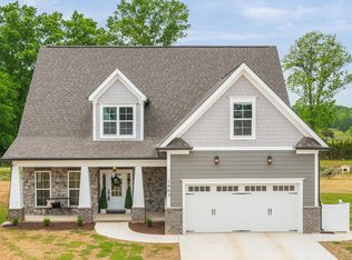 7903 Bear Stone Dr, Ooltewah, TN 37363