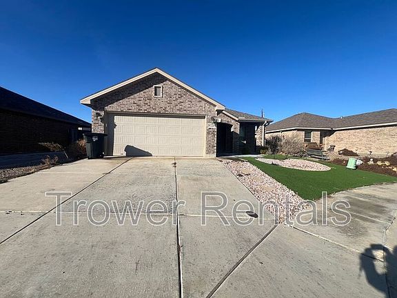 5th image of 9221 Desert Ave