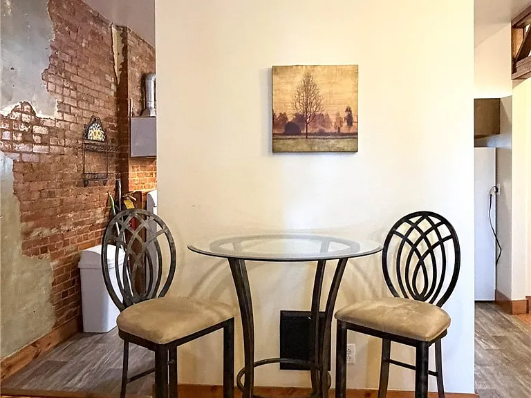 1017 White Pl — Photo 10