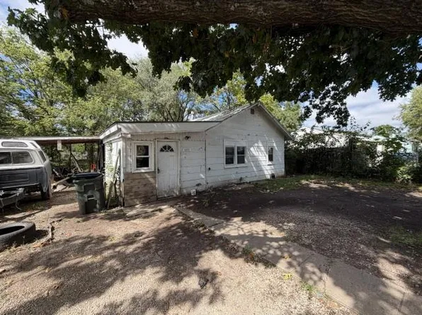 1637 Haskell Ave, Lawrence, KS 66044