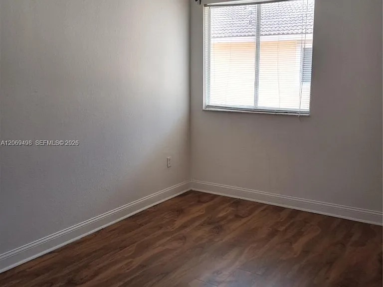 7427 NW 181st Ter #7427 — Photo 16