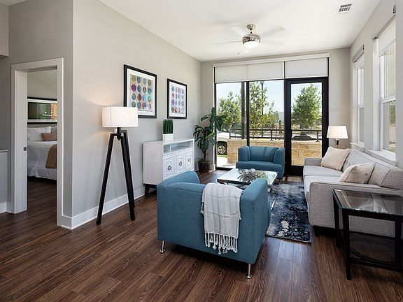 3rd image of 2401 Aldrich St #2C-237