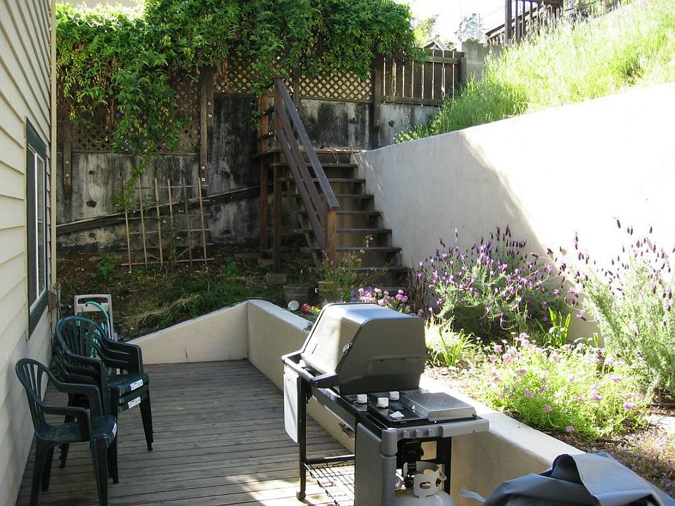2nd image of 6259 Ruthland Rd