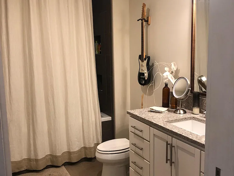 1212 Laurel St #1012 — Photo 9