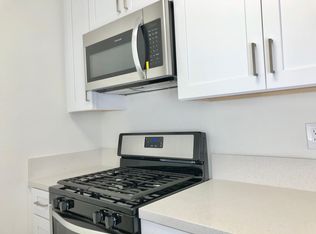 425 S Alexandria Ave #D789AEFE9, Los Angeles, CA 90020