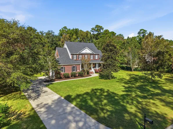 218 Scalybark Rd, Summerville, SC 29485