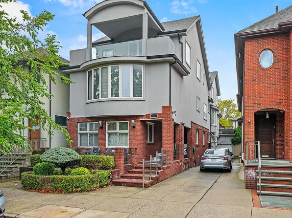 1405 E 7th St, Brooklyn, NY 11230