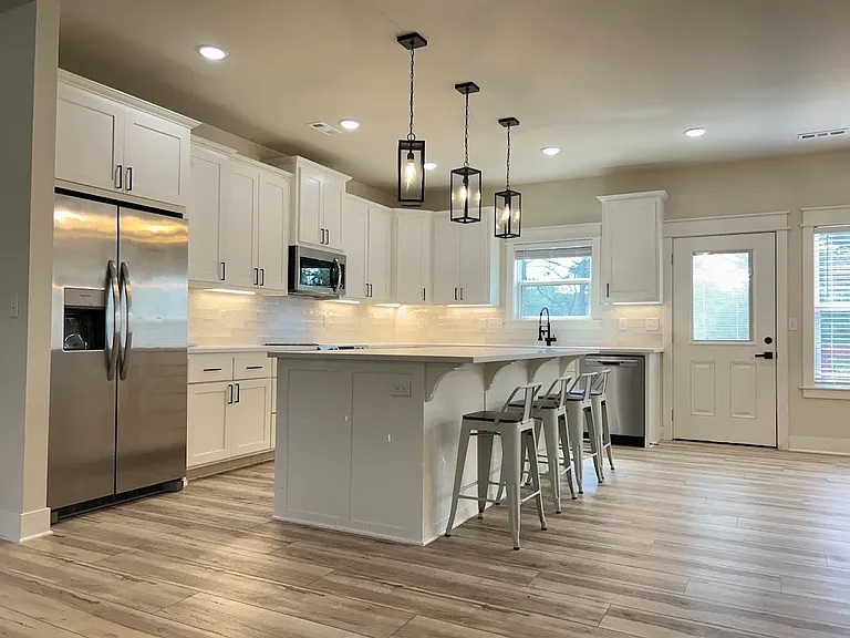 27 Shropshire Dr — Photo 3