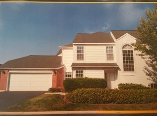 120 N Hemstead St, Lake Bluff, IL 60044