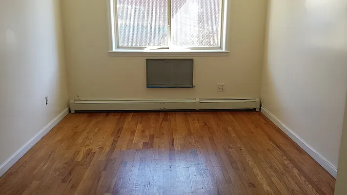 Rented by Rental Solutions Inc | media 15