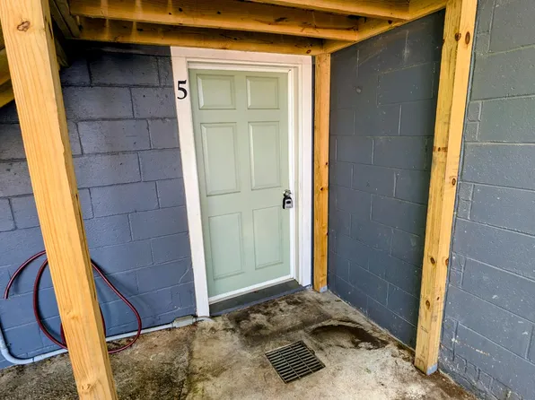 89 Rocky Slope Rd #5, Greenville, SC 29607