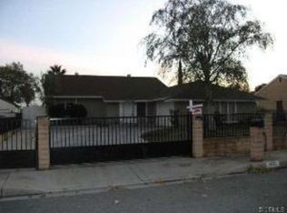 1435 W Van Koevering St, Rialto, CA 92376