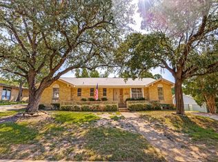 2412 Grandview Dr, Richardson, TX 75080